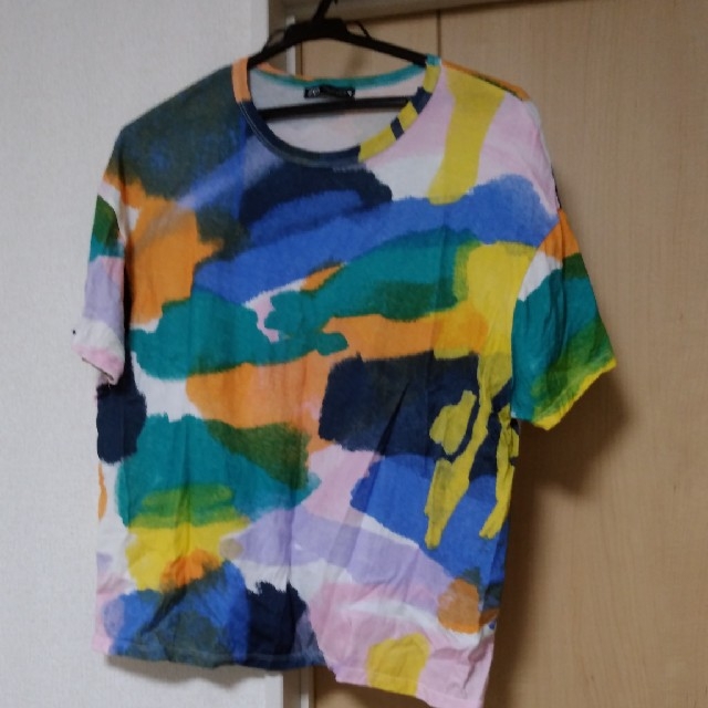 ZARA(ザラ)のZARA　Tシャッ レディースのトップス(Tシャツ(半袖/袖なし))の商品写真