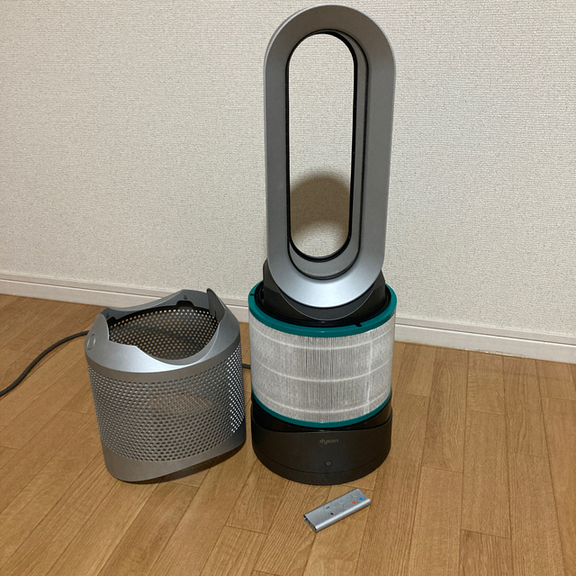 Dyson(ダイソン)のDyson Pure Hot + Cool HP00IS スマホ/家電/カメラの冷暖房/空調(ファンヒーター)の商品写真