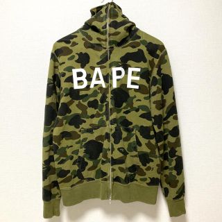 アベイシングエイプ(A BATHING APE)の迷彩パーカー　A BATHING APE Lサイズ(パーカー)