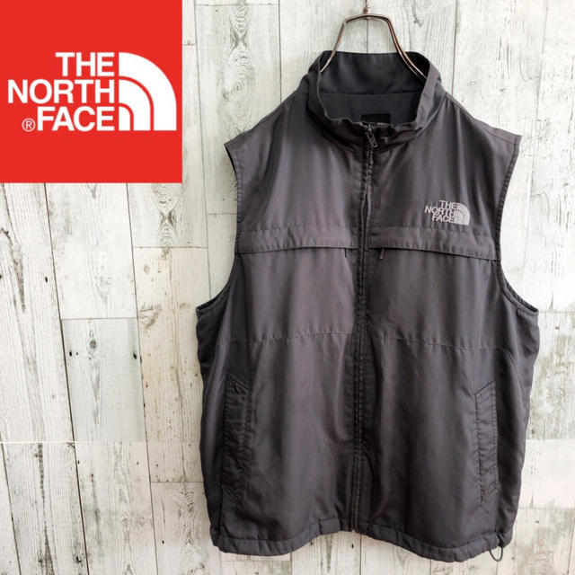 THE NORTH FACE(ザノースフェイス)のノースフェイス　ベスト　ダークグレー　メンズM メンズのトップス(ベスト)の商品写真