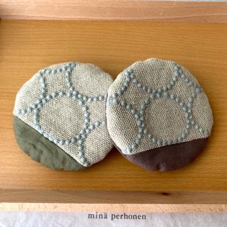 ミナペルホネン(mina perhonen)のふっくら＊ちいさなマット2枚set(雑貨)