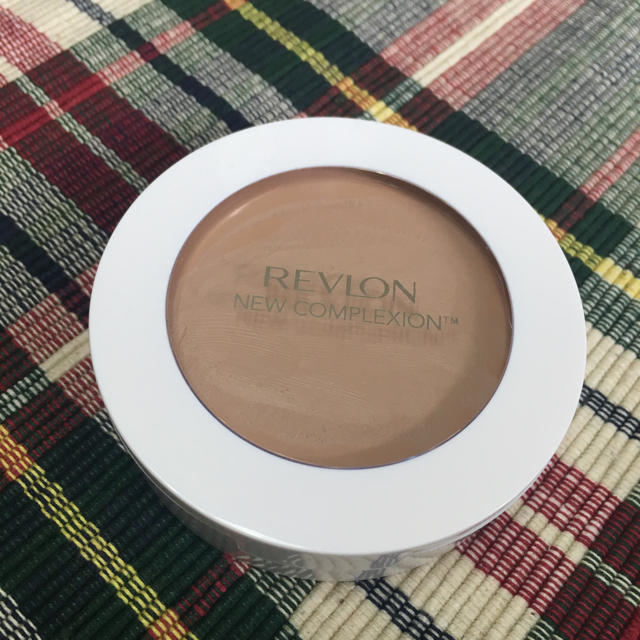 REVLON(レブロン)のレブロン ワンステップファンデ01 コスメ/美容のベースメイク/化粧品(ファンデーション)の商品写真