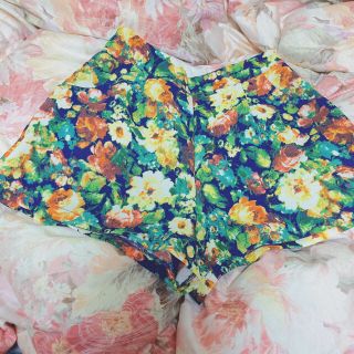 レトロガール(RETRO GIRL)の花柄ショートパンツ(ショートパンツ)