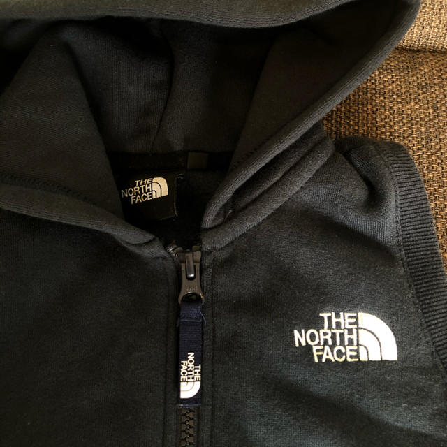 THE NORTH FACE(ザノースフェイス)のnonさま専用　パーカー　袖なし キッズ/ベビー/マタニティのキッズ服女の子用(90cm~)(ジャケット/上着)の商品写真