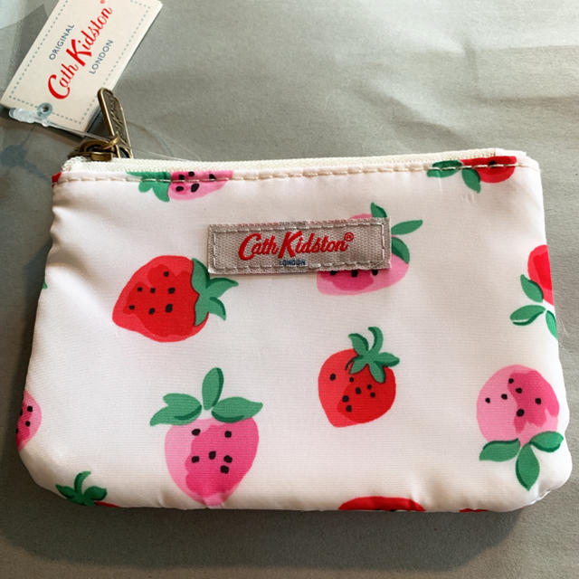 Cath Kidston(キャスキッドソン)のキャス　Cath Kidston ダブルポケットパース スイートストロベリー レディースのファッション小物(ポーチ)の商品写真