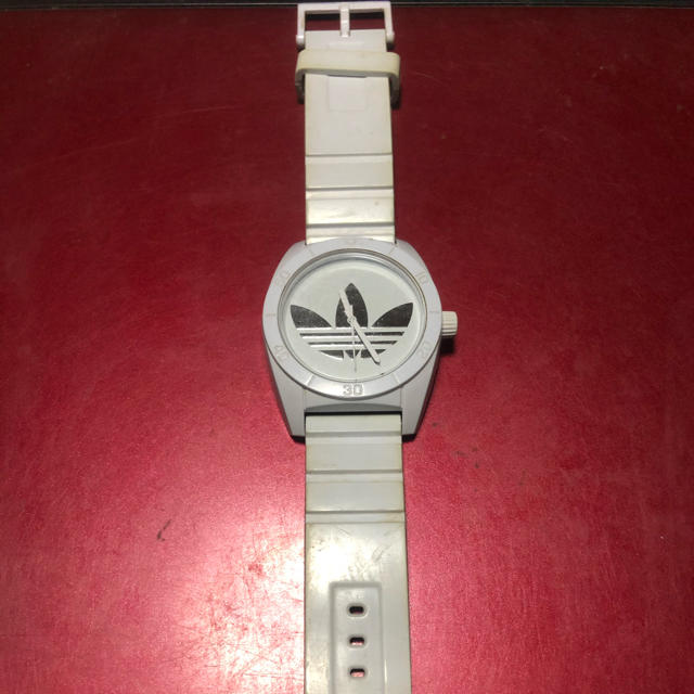 adidas(アディダス)のアディダス　ウォッチ　ユニセックス　格安　送料無料 メンズの時計(腕時計(アナログ))の商品写真