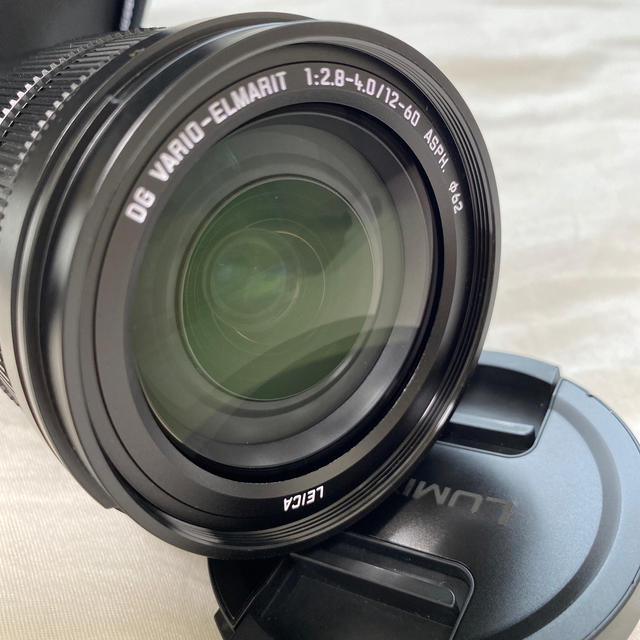 Panasonic(パナソニック)のLEICA DG VARIO-ELMARIT 12-60mm/F2.8-4.0 スマホ/家電/カメラのカメラ(レンズ(ズーム))の商品写真