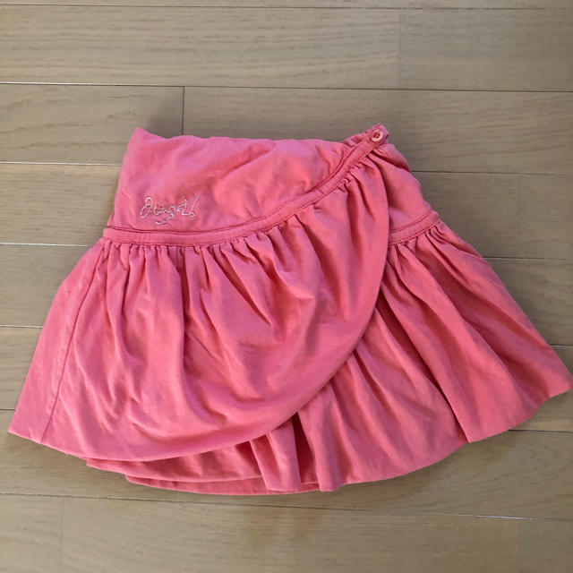 DIESEL(ディーゼル)の美品 DIESEL  スカート 126  130 キッズ/ベビー/マタニティのキッズ服女の子用(90cm~)(スカート)の商品写真