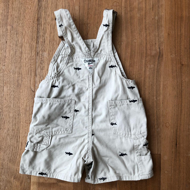 OshKosh(オシュコシュ)の【OshKosh】ベビー服　90cm キッズ/ベビー/マタニティのキッズ服男の子用(90cm~)(パンツ/スパッツ)の商品写真