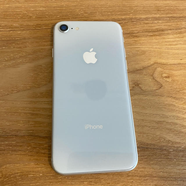 iPhone8 64G シルバー