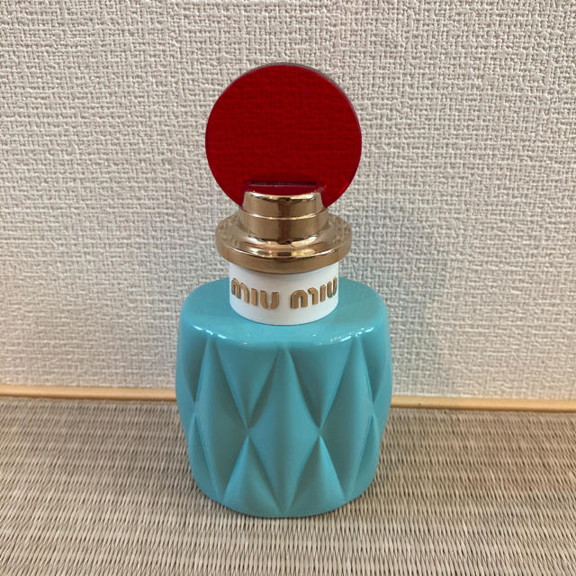 miumiu(ミュウミュウ)のミュウミュウ　オードパルファム　50ml コスメ/美容の香水(香水(女性用))の商品写真