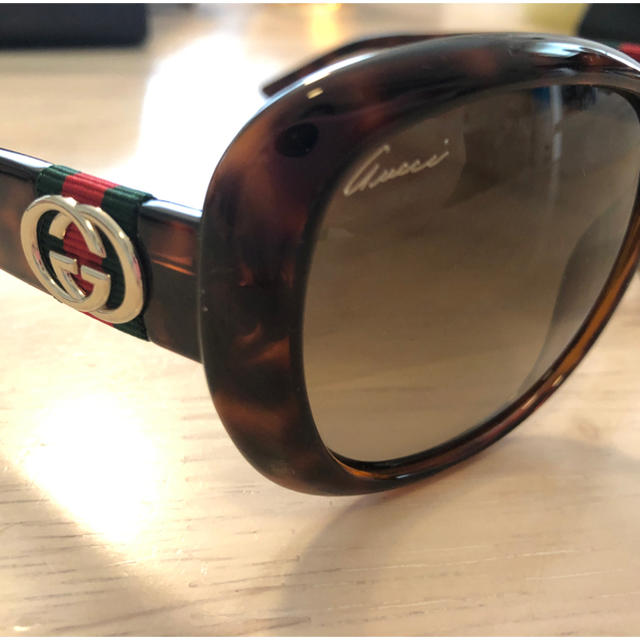 Gucci(グッチ)のGUCCI Sunglasses レディースのファッション小物(サングラス/メガネ)の商品写真