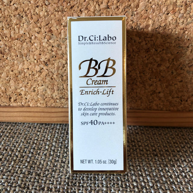 Dr.Ci Labo(ドクターシーラボ)のシーラボ BBクリーム エンリッチリフト 30g ☆エンリッチ LN18 コスメ/美容のベースメイク/化粧品(BBクリーム)の商品写真