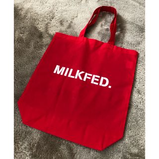 ミルクフェド(MILKFED.)のMILKFED.キャンパストート 赤 (トートバッグ)