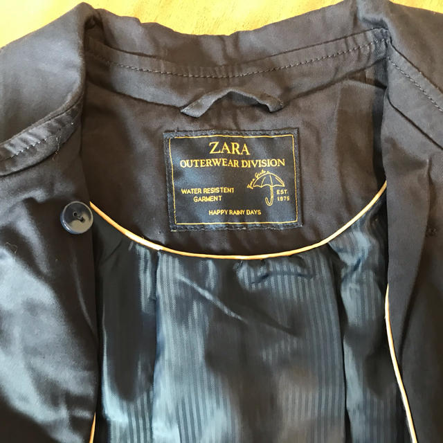 ZARA(ザラ)のZARA トレンチコート 女児 SIZE11/12 152㎝ キッズ/ベビー/マタニティのキッズ服女の子用(90cm~)(ジャケット/上着)の商品写真