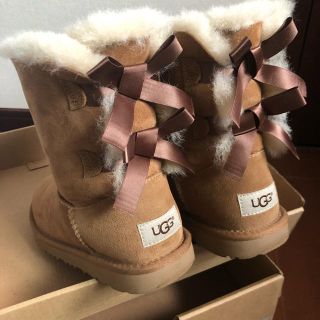 アグ(UGG)のUGG バックリボン ブーツ 22cm ブラウン(ブーツ)