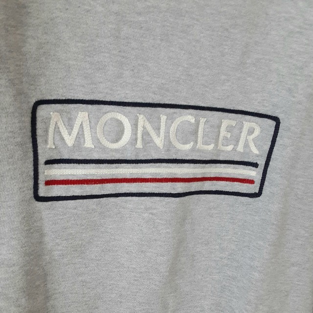 MONCLER(モンクレール)の正規品　MONCLER　スウェット　Sサイズ レディースのトップス(トレーナー/スウェット)の商品写真