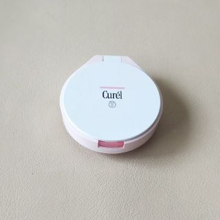 キュレル(Curel)のトマト🍅すき様専用キュレルパウダーファンデーションA    明るい肌色(ファンデーション)