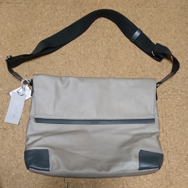 Calvin Klein PLATINUM ショルダーバッグ の通販 by まこと's shop|ラクマ