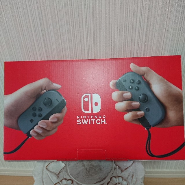 エンタメ/ホビー新品未使用☆任天堂Switch 本体　HAD-S-KAAAA グレー