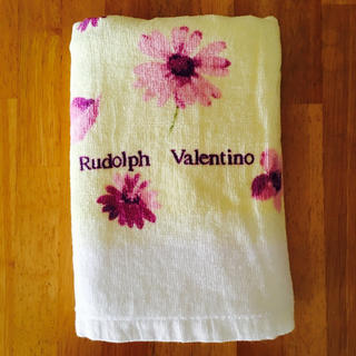 ルドルフヴァレンチノ(Rudolph Valentino)のフェイスタオル 花柄(タオル/バス用品)