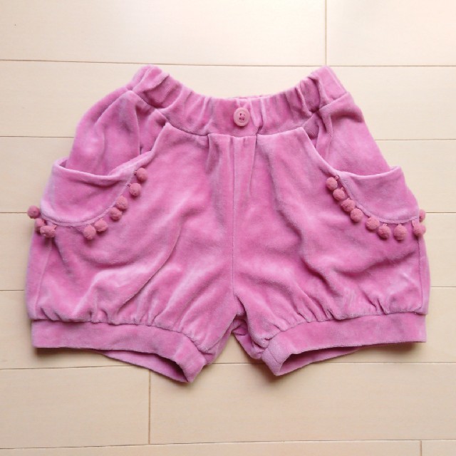 Branshes(ブランシェス)の110 秋冬ショートパンツ【Branshes】 キッズ/ベビー/マタニティのキッズ服女の子用(90cm~)(パンツ/スパッツ)の商品写真