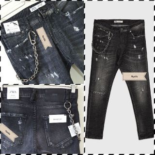 ザラ(ZARA)の38サイズ★チェーン付き★クラッシュデニム★ヴィンテージ加工★スキニー★ダメージ(デニム/ジーンズ)