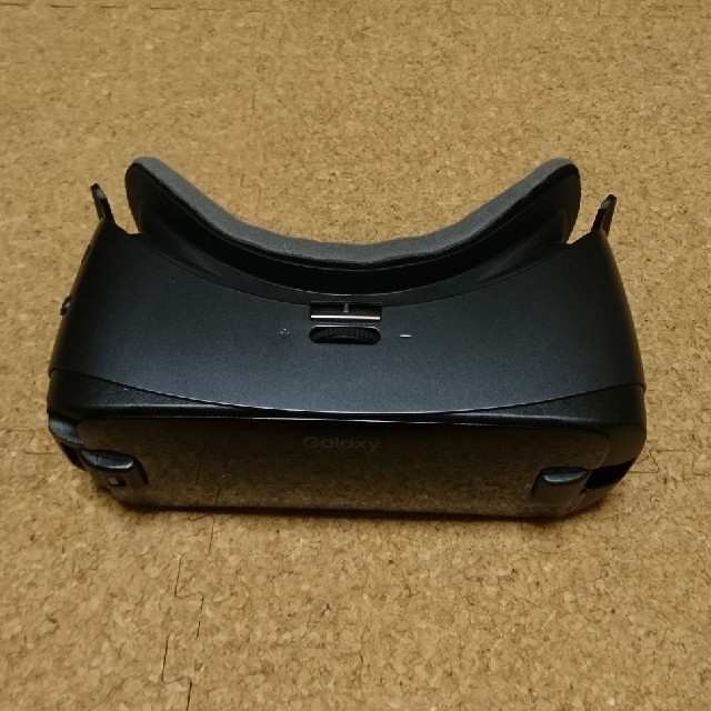 Galaxy Gear VR with Controller