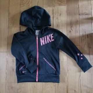 ナイキ(NIKE)のNIKE　パーカー　110センチ(ジャケット/上着)