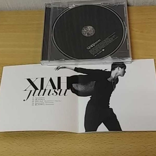 JYJ(ジェイワイジェイ)のXIAH CDのみ盤 ジュンス エンタメ/ホビーのCD(ポップス/ロック(邦楽))の商品写真