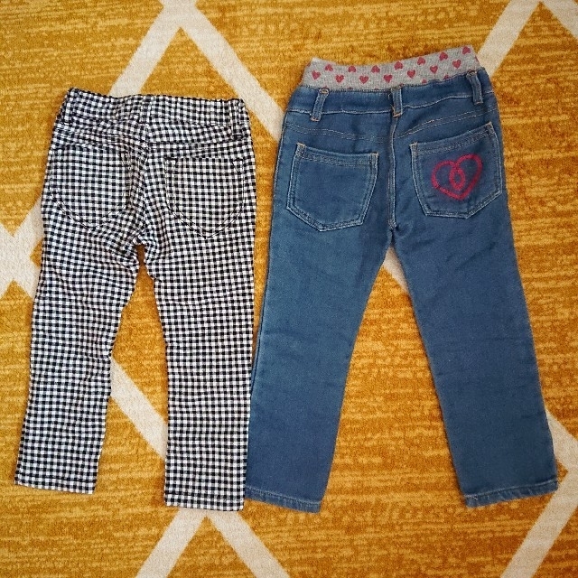 サイズ95 女の子 長ズボン 2本セット キッズ/ベビー/マタニティのキッズ服男の子用(90cm~)(パンツ/スパッツ)の商品写真