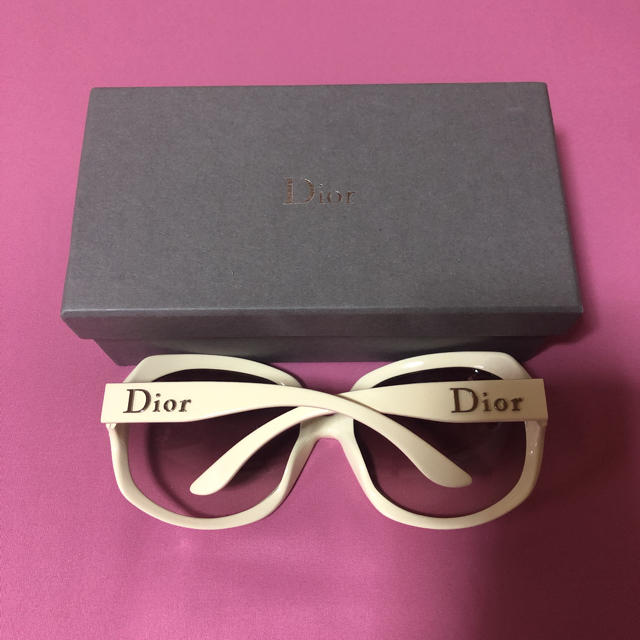 Christian Dior(クリスチャンディオール)の正規品　ディオール　サングラス レディースのファッション小物(サングラス/メガネ)の商品写真