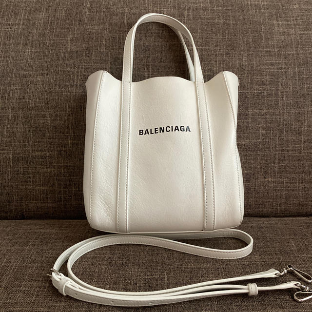 Balenciaga(バレンシアガ)のバレンシアガ　エブリデイトート　バッグ　XXS  レディースのバッグ(トートバッグ)の商品写真