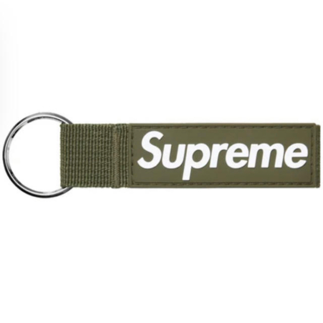 Supreme(シュプリーム)の20fw 新品 オリーブ supreme webbing keychain② メンズのファッション小物(キーホルダー)の商品写真