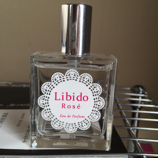 リビドーロゼ コスメ/美容の香水(香水(女性用))の商品写真