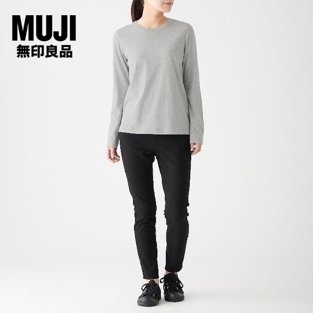 MUJI (無印良品)(ムジルシリョウヒン)の新品 無印良品✨MUJI 落ち綿 クルーネック長袖Ｔシャツ 婦人S グレー レディースのトップス(Tシャツ(長袖/七分))の商品写真