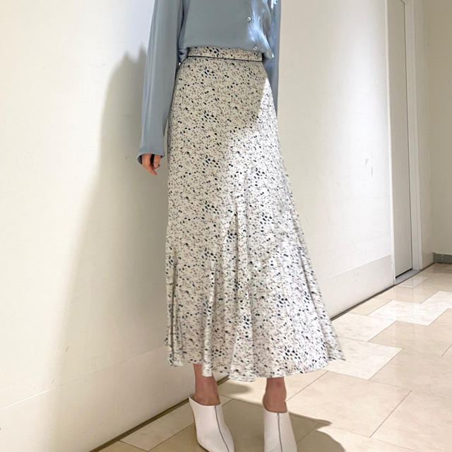 SNIDEL(スナイデル)のプリントナローフレアスカート レディースのスカート(ロングスカート)の商品写真