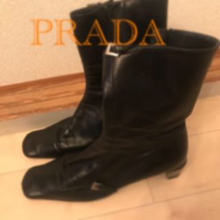 プラダ(PRADA)のPRADA ショートブーツ(ブーツ)