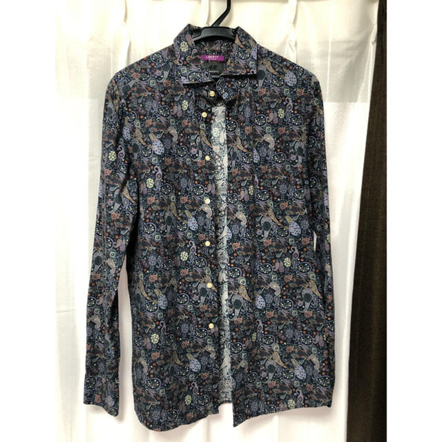 H&M(エイチアンドエム)のH&M/LIBERTY 長袖　花柄シャツ メンズのトップス(シャツ)の商品写真