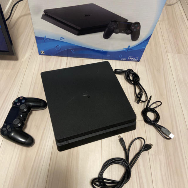 【500GB】プレステ4 PlayStation4 本体 CUH-2000BB0