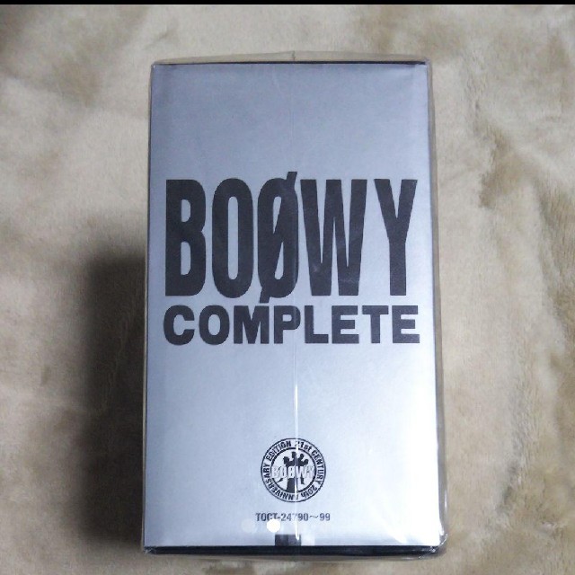 BOØWY  コンプリートBOX   2002年発売 未開封 エンタメ/ホビーのCD(ポップス/ロック(邦楽))の商品写真