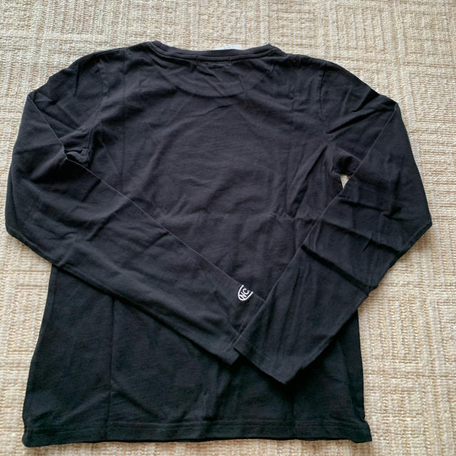 ニコロン　レディース　ブラックロングTシャツ　タグ付き未使用品 レディースのトップス(Tシャツ(長袖/七分))の商品写真