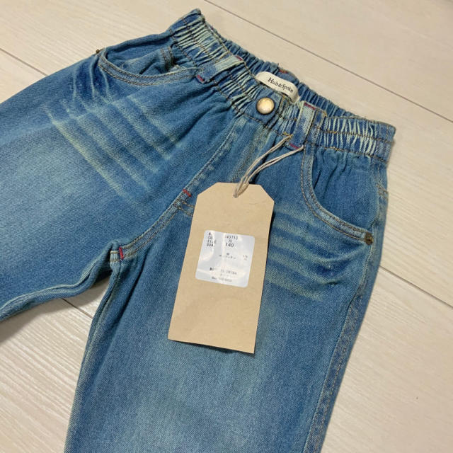 新品タグ付き キッズ ストレッチデニムパンツ 140 ブルー アメカジ キッズ/ベビー/マタニティのキッズ服男の子用(90cm~)(パンツ/スパッツ)の商品写真