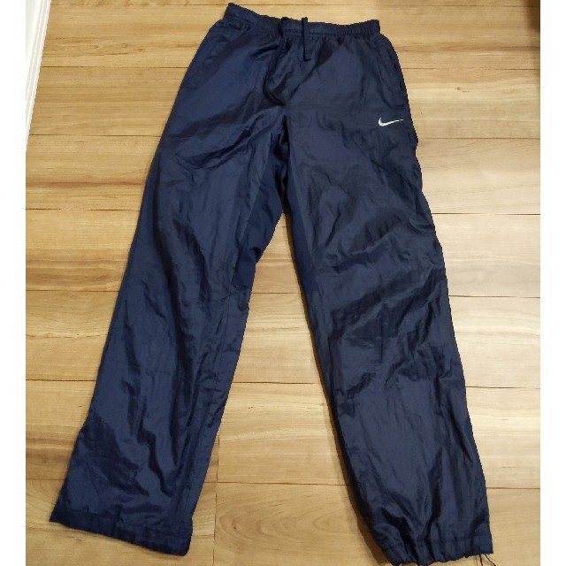 NIKE - NIKE ナイロン シャカシャカパンツの通販 by しのまま NIKE - NIKE ナイロン シャカシャカパンツの通販 by しのまま