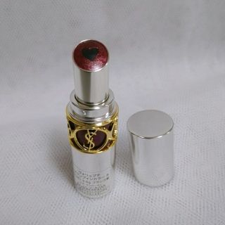 イヴサンローランボーテ(Yves Saint Laurent Beaute)のイヴサンローラン ヴォリュプテ プランプインカラー 8番(口紅)