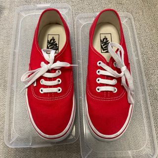 ヴァンズ(VANS)のta-ma様　VANS 赤スニーカー　24.0cm(スニーカー)