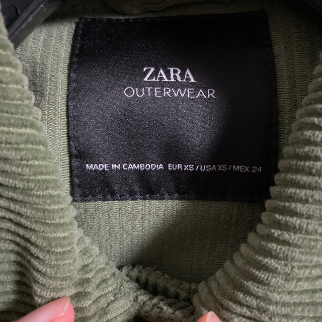 ZARA(ザラ)のZARAコーデュロイジャケット取り置き中 レディースのジャケット/アウター(ミリタリージャケット)の商品写真