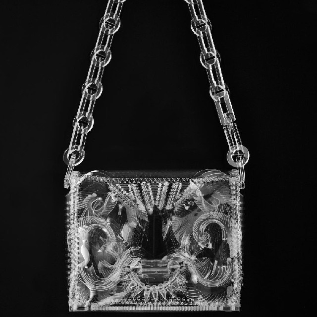 mame(マメ)のmamekurogouchi Long Chain Bag - clear レディースのバッグ(ショルダーバッグ)の商品写真