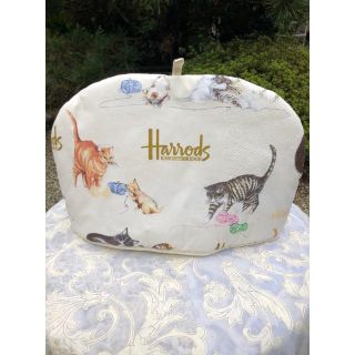 ハロッズ(Harrods)の最終値下げ　Harrods　ハロッズ ティーコージ 猫柄(テーブル用品)