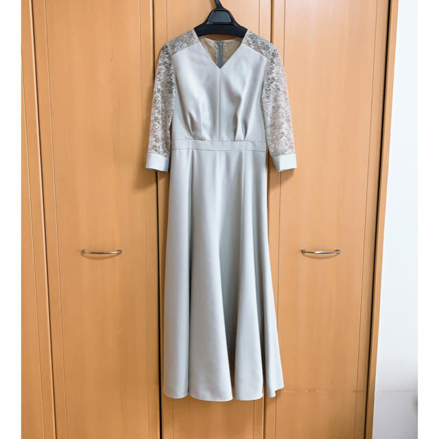 AIMER(エメ)のフラワーレース袖マキシドレス レディースのフォーマル/ドレス(ロングドレス)の商品写真